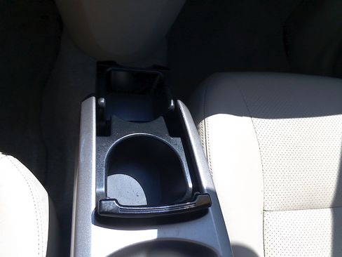 Used 2007 Toyota Prius w/ Package 6 FWD image 22