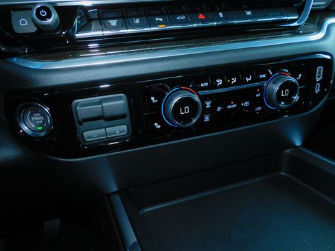 New 2026 Chevrolet Silverado 3500 4x4 Crew Cab LT image 4