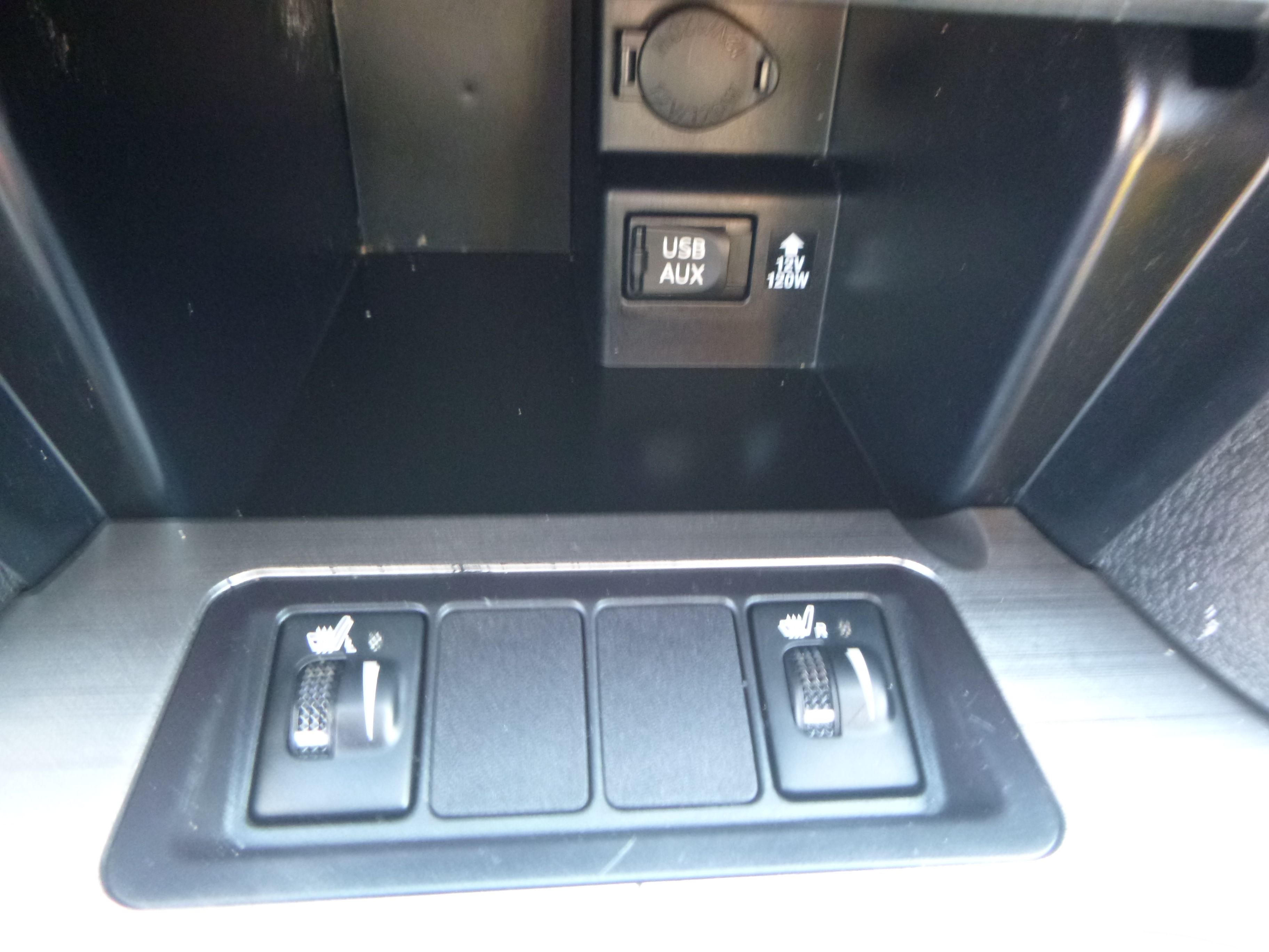 Used 2014 Toyota Camry SE Sport FWD image 24