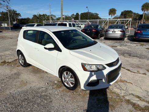 Used 2018 Chevrolet Sonic LS image 6
