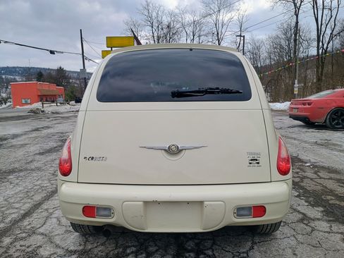 Used 2008 Chrysler PT Cruiser Touring Edition image 32
