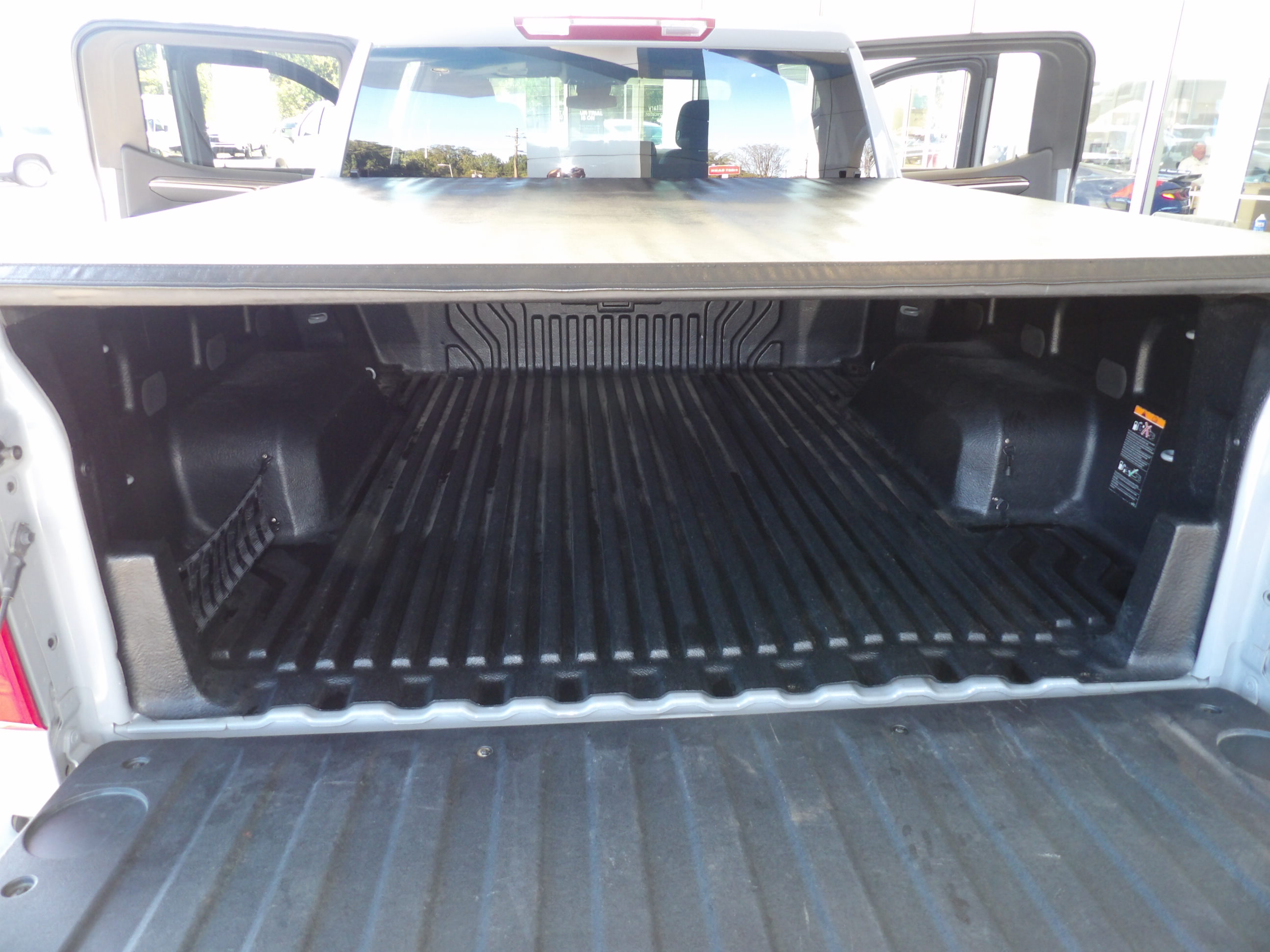 Used 2024 Chevrolet Silverado 1500 4x4 Crew Cab LT image 14