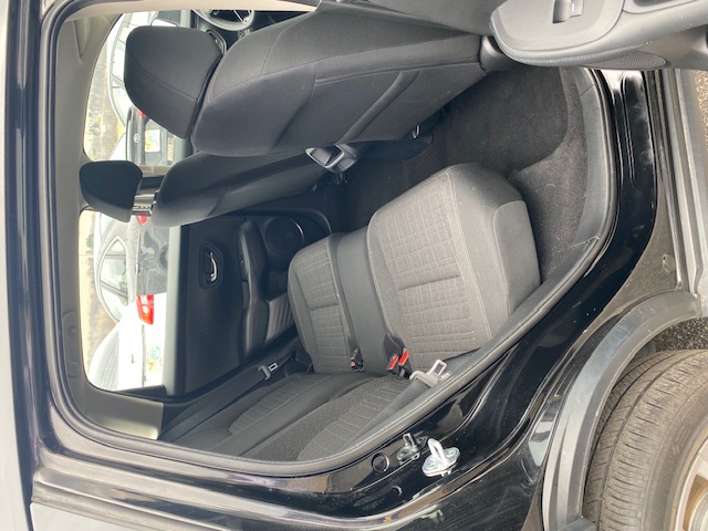 Used 2023 Honda HR-V LX image 10