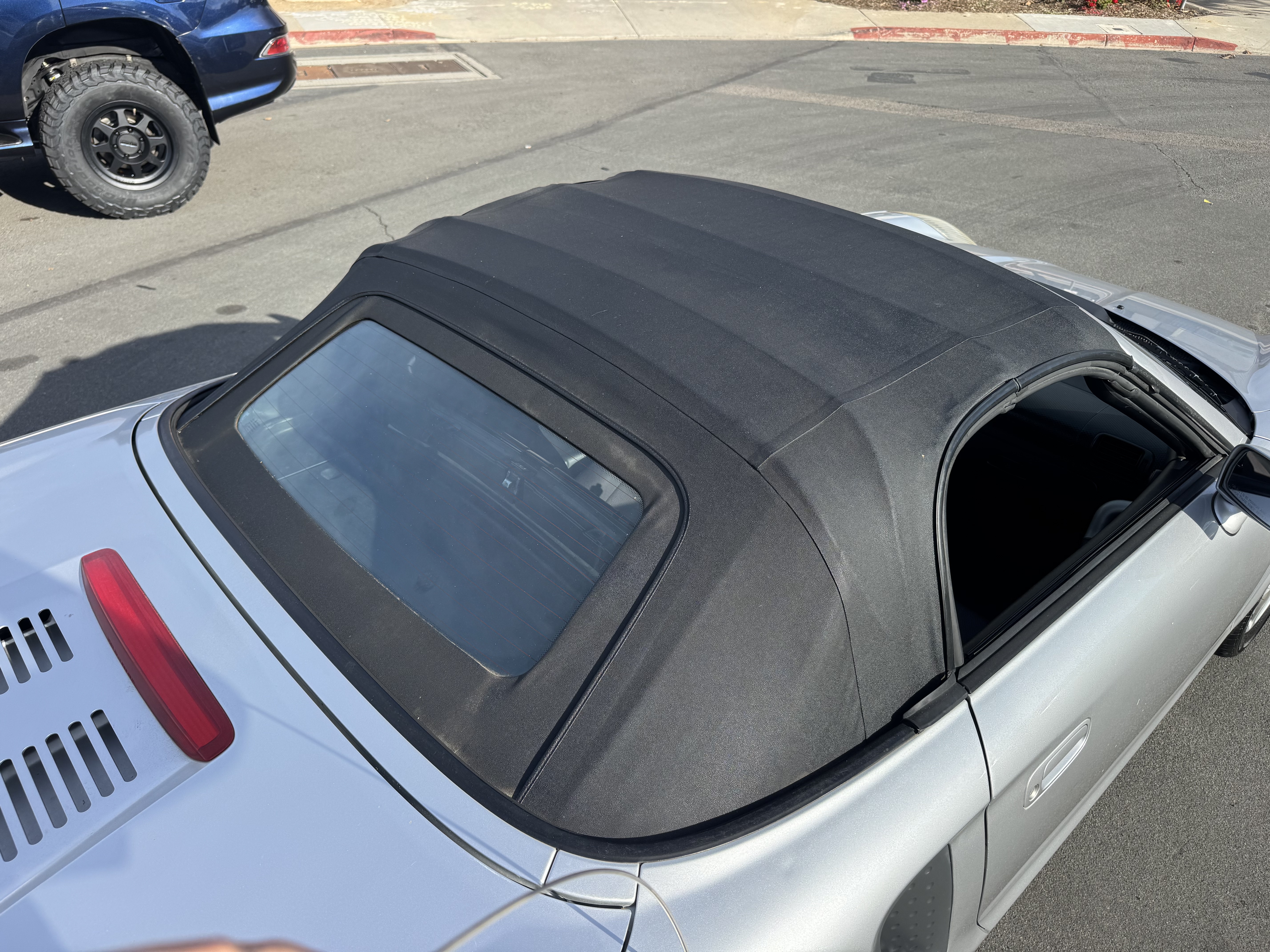 Used 2002 Toyota MR2 Spyder RWD image 25