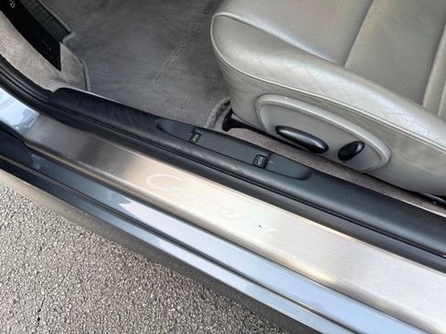 Used 2002 Porsche 911 Carrera 4S image 33