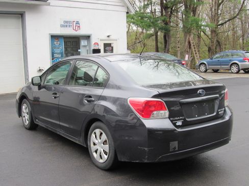 Used 2013 Subaru Impreza 2.0i Sedan AWD/4WD image 4
