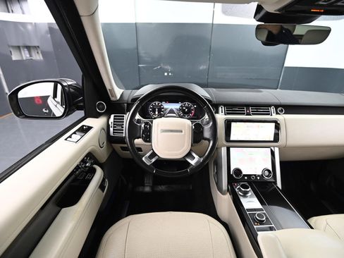 Used 2018 Land Rover Range Rover Supercharged image 22