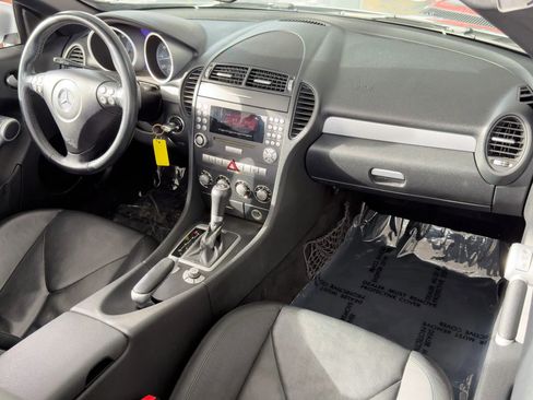Used 2007 Mercedes-Benz SLK 280 image 13
