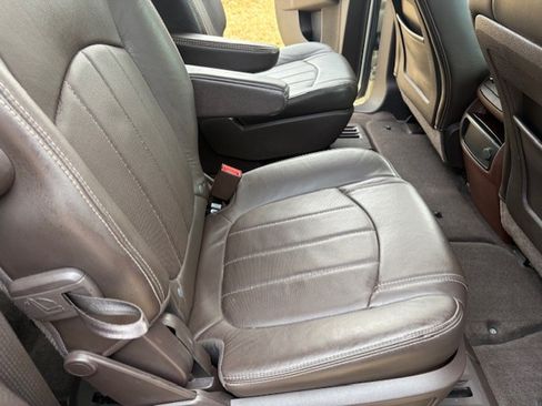 Used 2013 Buick Enclave Leather image 15