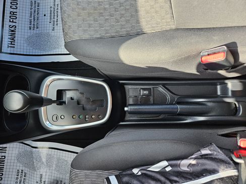 Used 2015 Toyota Yaris LE image 23