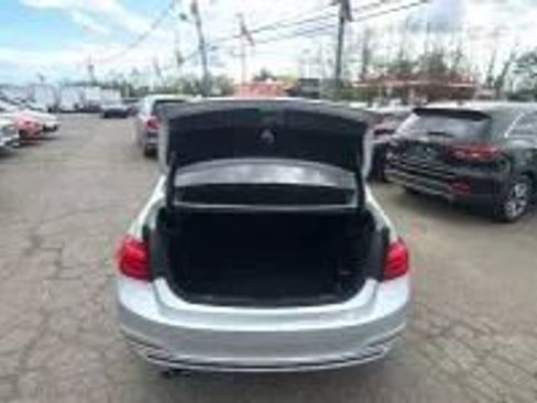 Used 2016 BMW 328i xDrive Sedan AWD/4WD image 14