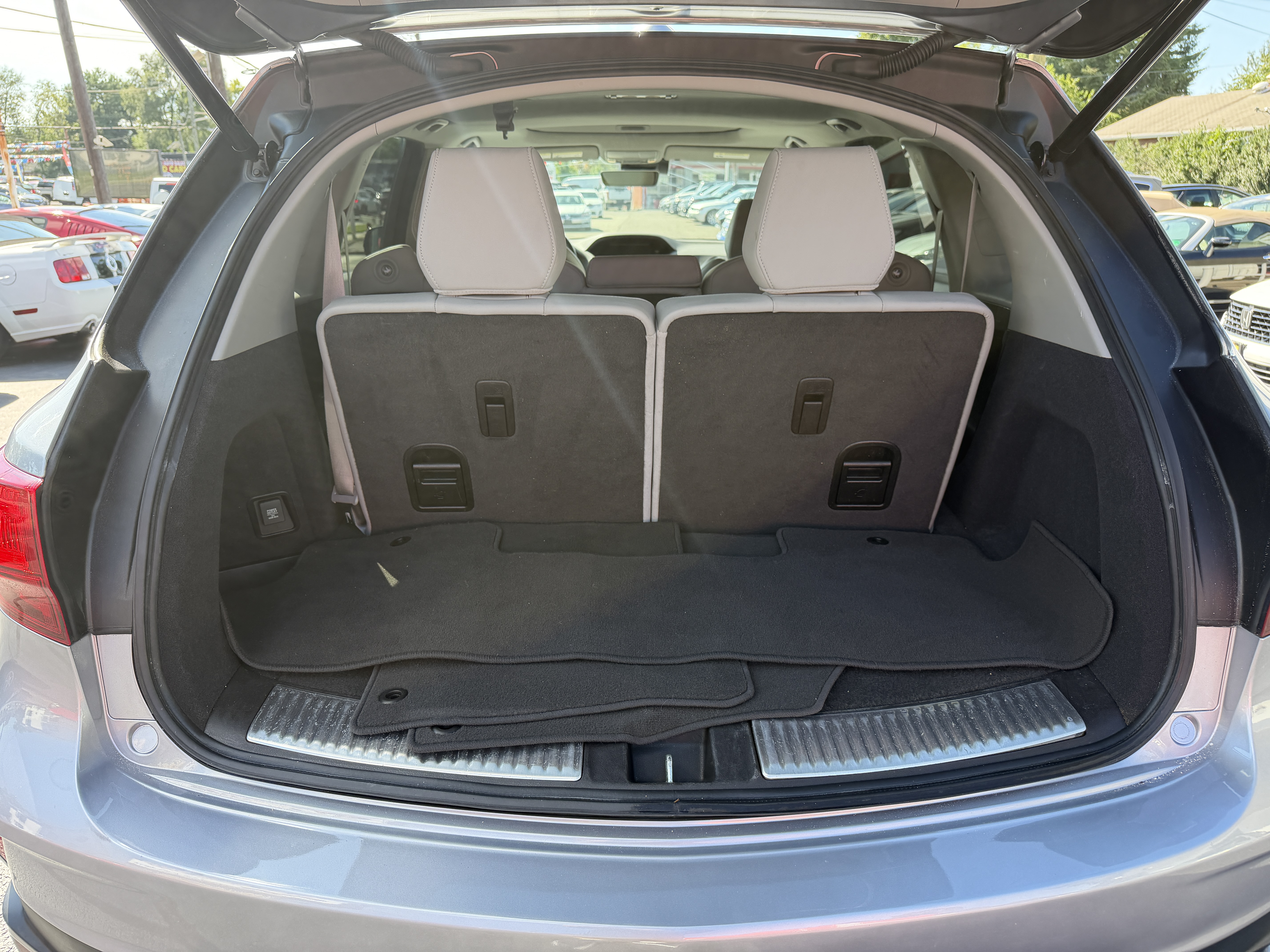 Used 2020 Acura MDX SH-AWD image 38