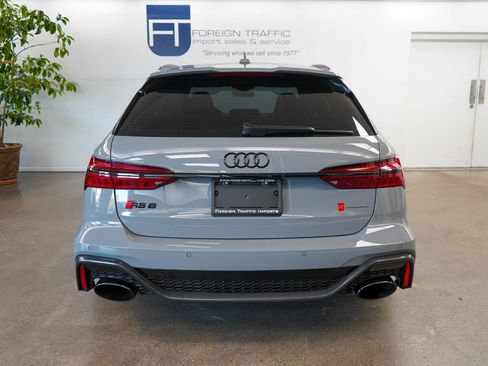 Used 2024 Audi RS 6 performance image 4