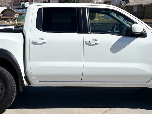 Used 2026 Nissan Frontier PRO-4X image 8