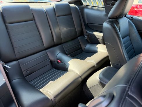 Used 2005 Ford Mustang GT Premium Coupe 2D RWD image 16