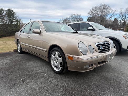 Used 2000 Mercedes-Benz E 430 image 4