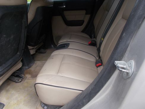 Used 2006 HUMMER H3 UNAVAIL AWD/4WD image 9