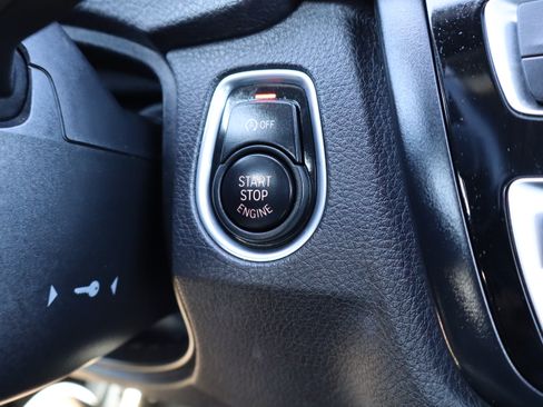 Used 2016 BMW M4 Competition image 26