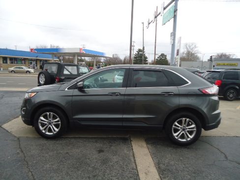 Used 2015 Ford Edge SEL image 4