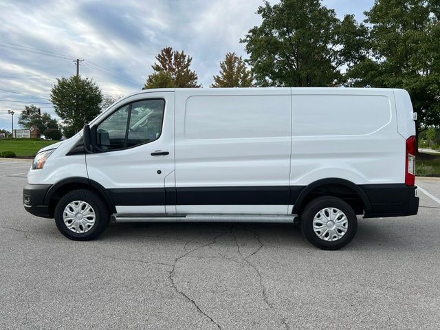 Used 2025 Ford Transit 250 Low Roof RWD image 2