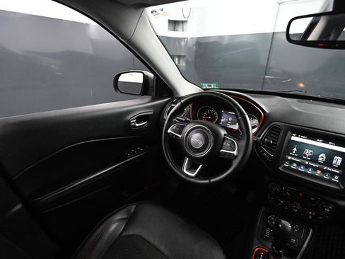 Used 2018 Jeep Compass Trailhawk image 22