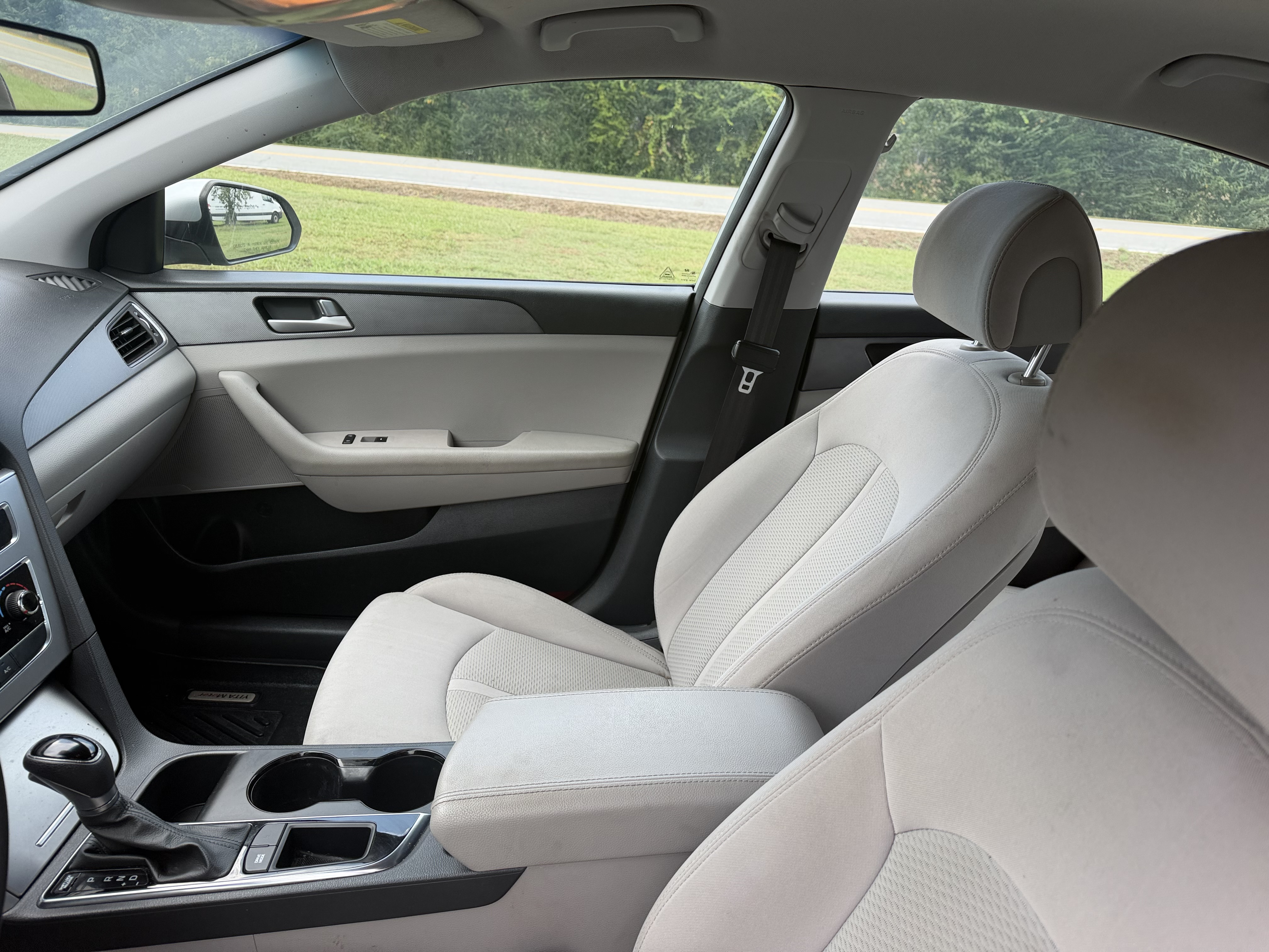 Used 2016 Hyundai Sonata SE FWD image 40