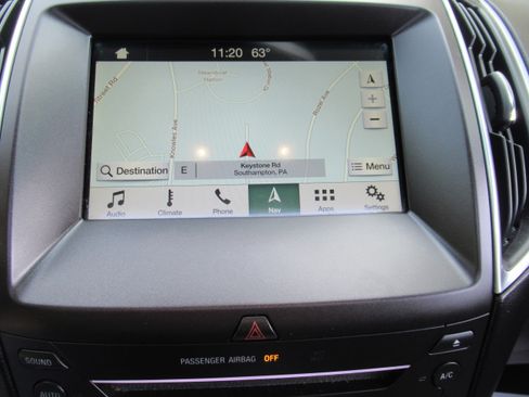 Used 2017 Ford Edge Titanium image 14