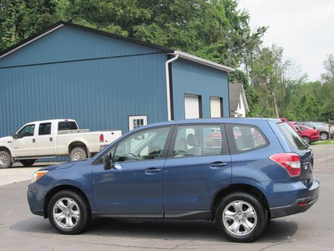 Used 2014 Subaru Forester 2.5i AWD/4WD image 5