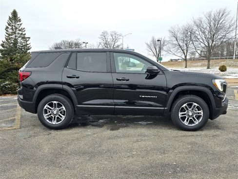 New 2026 GMC Terrain Elevation image 9