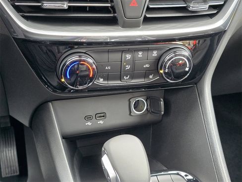 New 2026 Buick Encore GX Sport Touring image 21