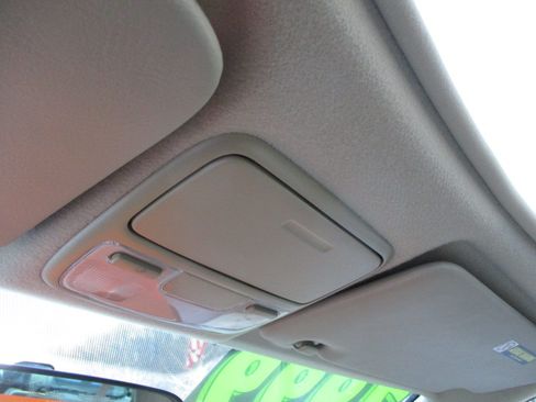 Used 2005 Honda CR-V EX image 45