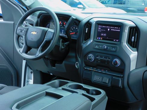 Used 2023 Chevrolet Silverado 1500 W/T image 23