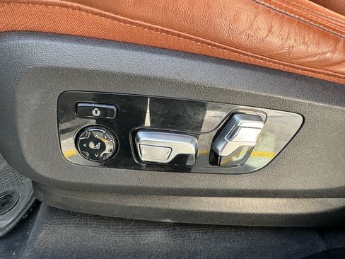 Used 2020 BMW X7 xDrive40i image 12