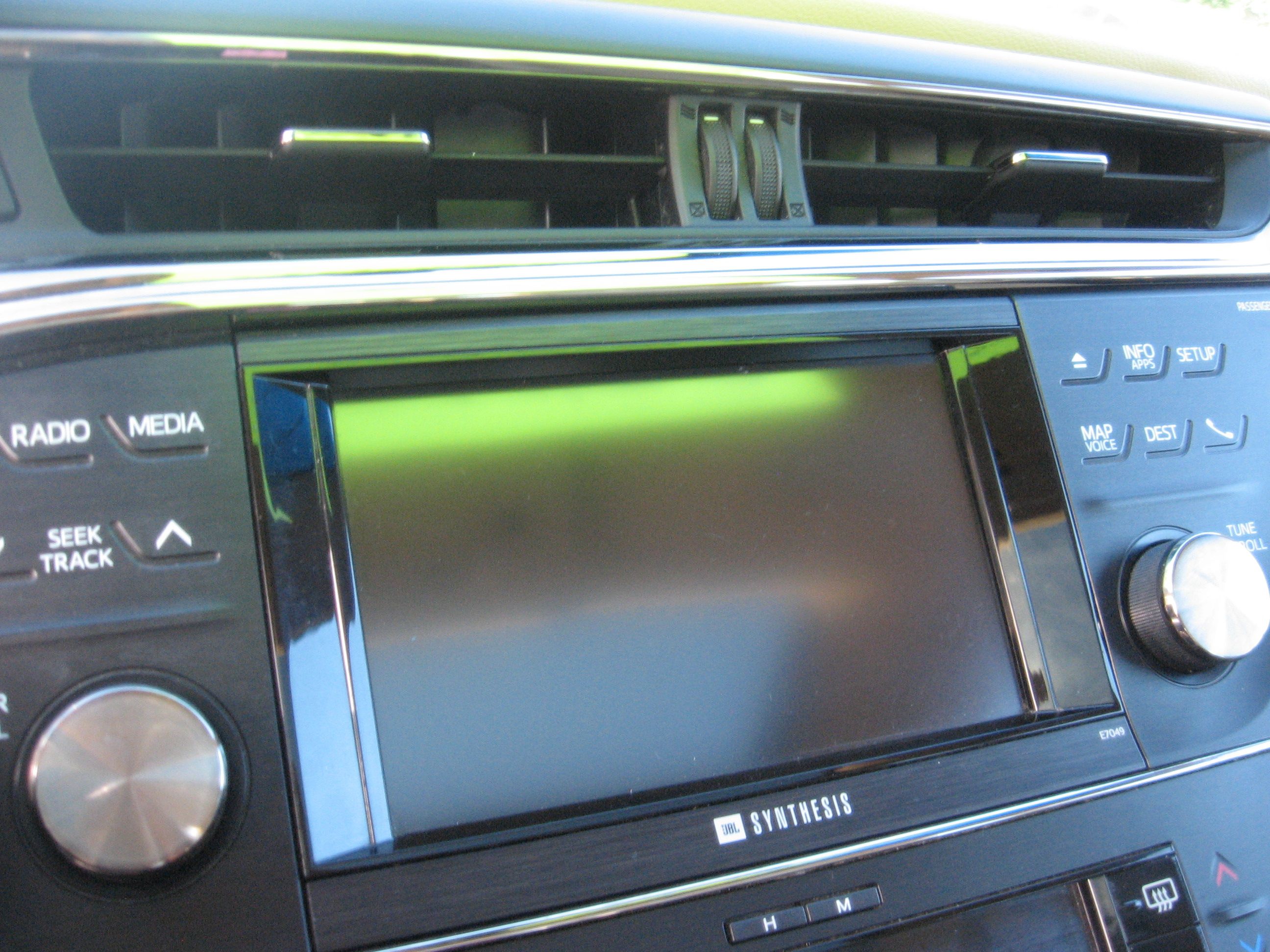 Used 2014 Toyota Avalon Hybrid FWD image 11