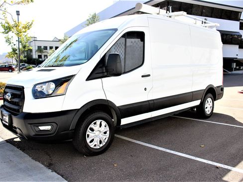 Used 2020 Ford Transit 250 Medium Roof RWD image 5