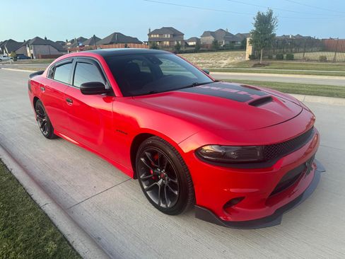 Used 2022 Dodge Charger R/T RWD image 1