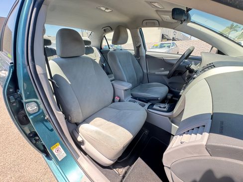 Used 2010 Toyota Corolla LE FWD image 18