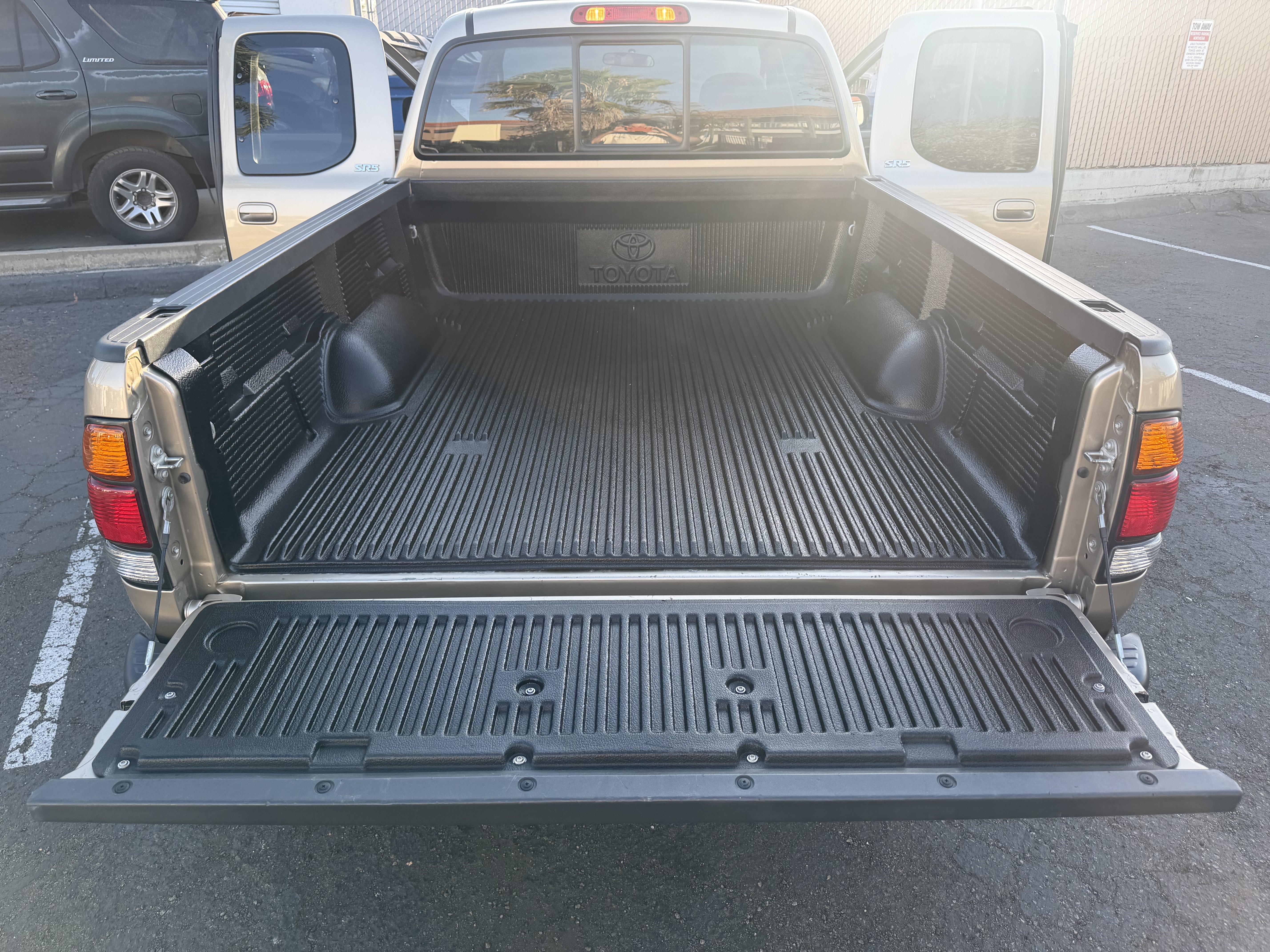 Used 2004 Toyota Tundra 2WD Access Cab SR5 image 11