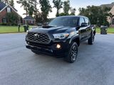 Used 2022 Toyota Tacoma TRD Sport image 3