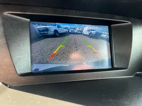 Used 2018 Ford Transit Connect XL image 12