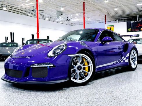 Used 2016 Porsche 911 GT3 RS image 3