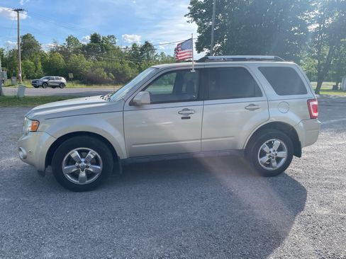 Used 2012 Ford Escape 4WD Limited image 2