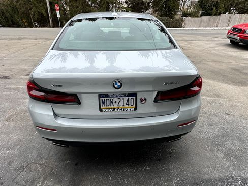 Used 2021 BMW 530i xDrive image 8