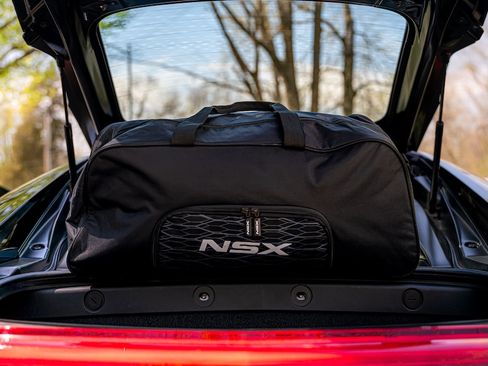 Used 2017 Acura NSX AWD/4WD image 31