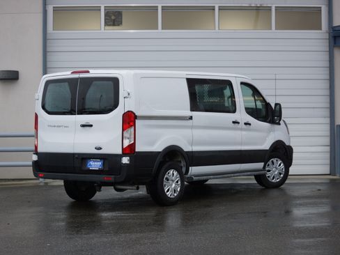 Used 2023 Ford Transit 250 image 4