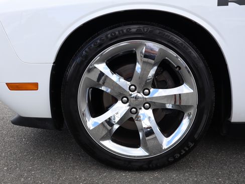 Used 2013 Dodge Challenger R/T Plus RWD image 32