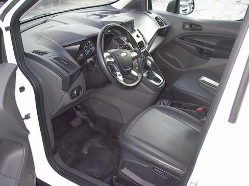 Used 2019 Ford Transit Connect XL image 12
