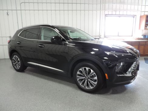 Used 2025 Buick Envision Preferred image 10