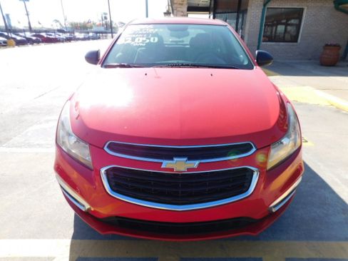 Used 2016 Chevrolet Cruze LS image 3
