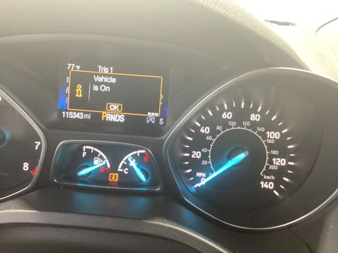 Used 2018 Ford Escape Titanium image 15